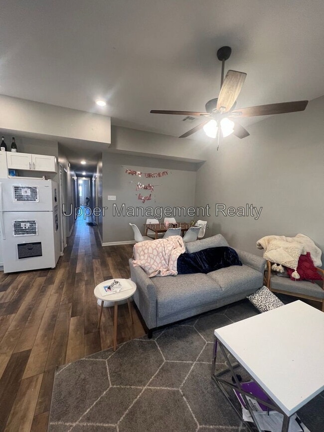 Photo - 7522 Burthe St Unit A