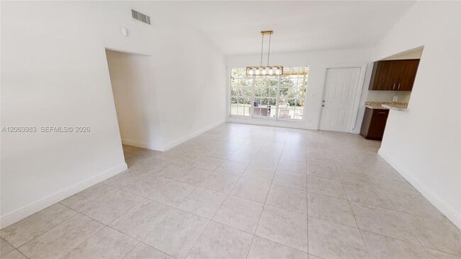 Photo - 490 NW 90th St