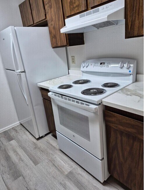 Photo - 2920-2922 Main St