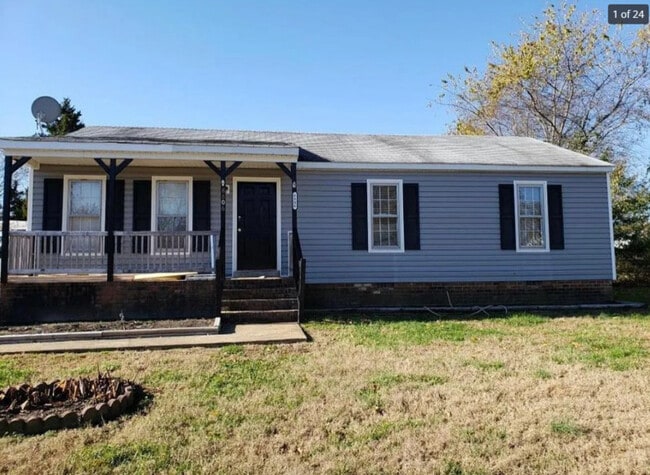 Building Photo - 8806 Leafycreek Dr