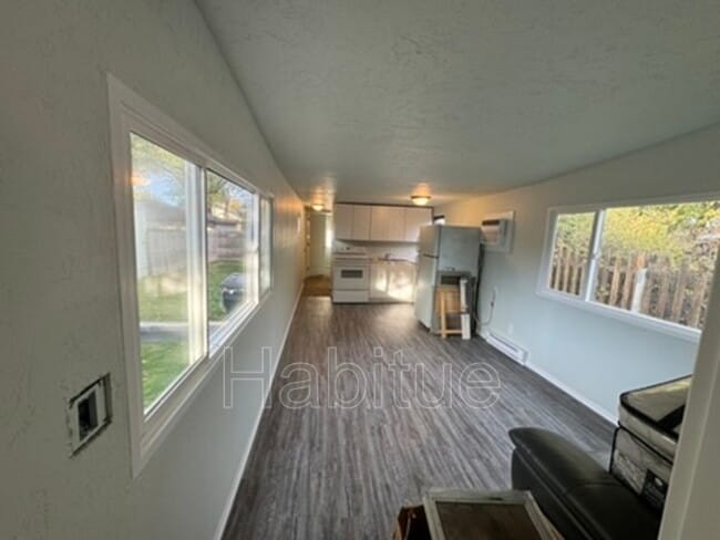 Photo - 2318 W Targee St