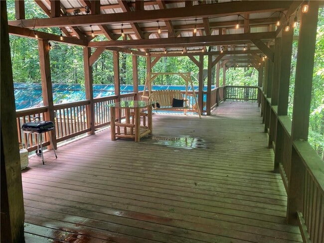 Photo - 937 Scenic Ln
