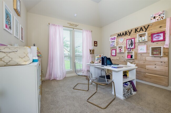 Photo - 27707 Lodgemist Ct