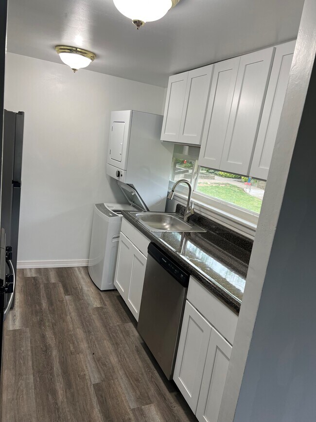 Franklin Square Townhomes