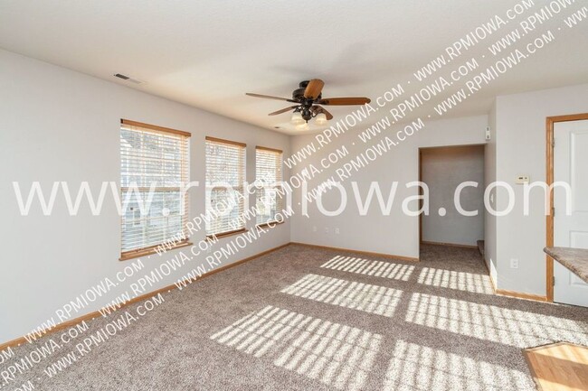 Photo - 3181 SW Sharmin Ln House