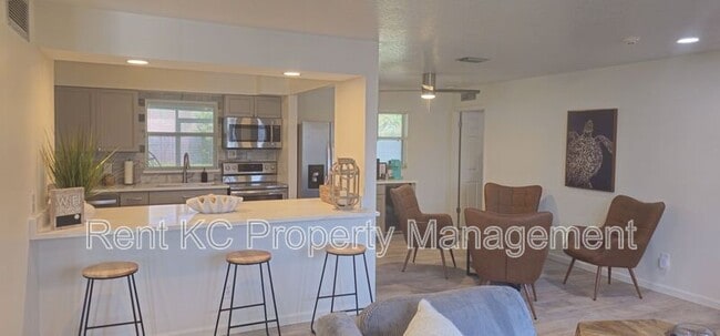 Building Photo - 589 Coconut St Unit Fully Furnished