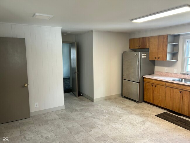 Photo - 472 N 17th St