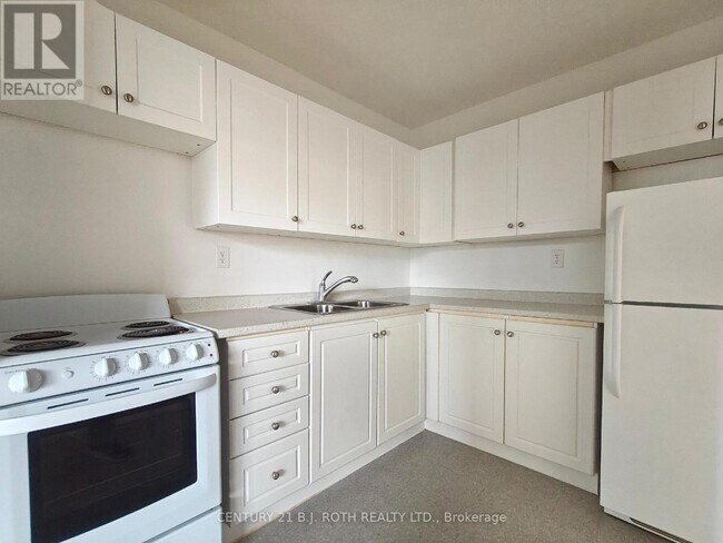 Photo - 90 Holgate St
