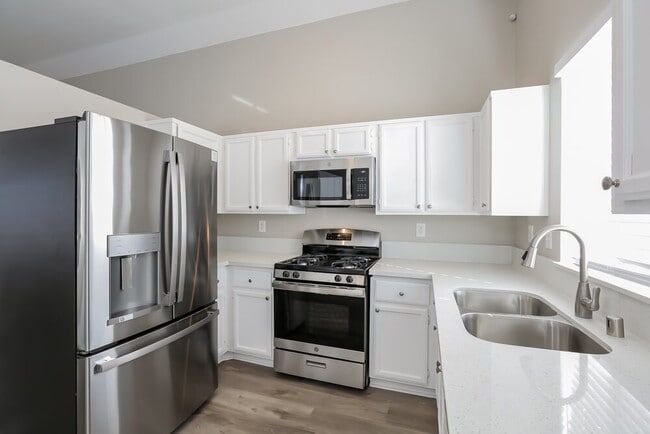 Photo - 8253 10 Gallon Ct