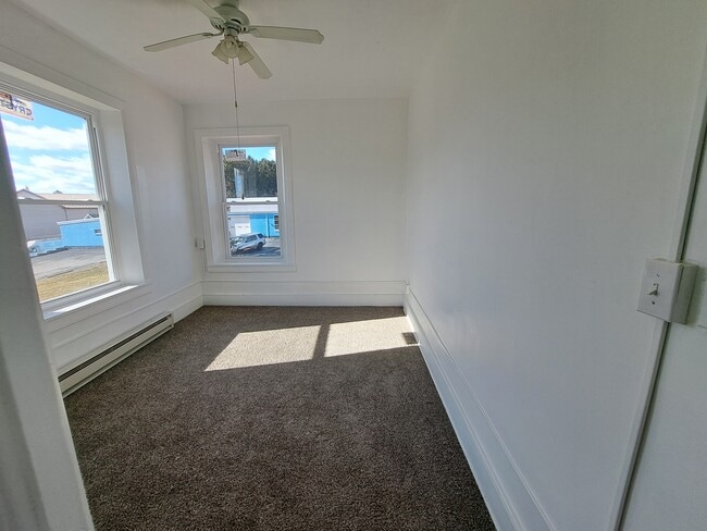 Photo - 10 Lobachsville Rd Unit 1