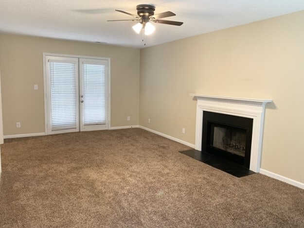 Photo - 524 Wyndham Dr