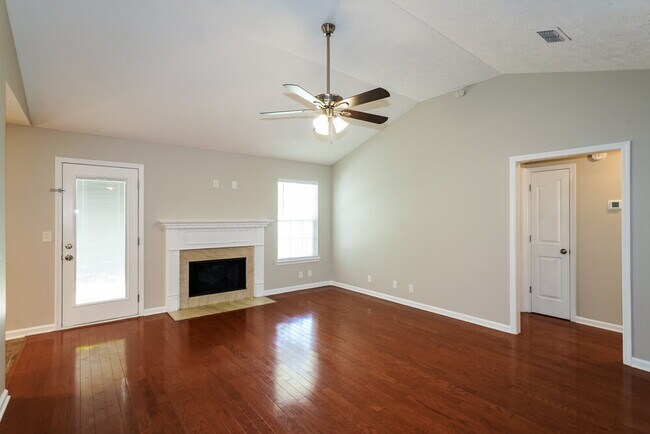 Photo - 1966 Odessa Ave