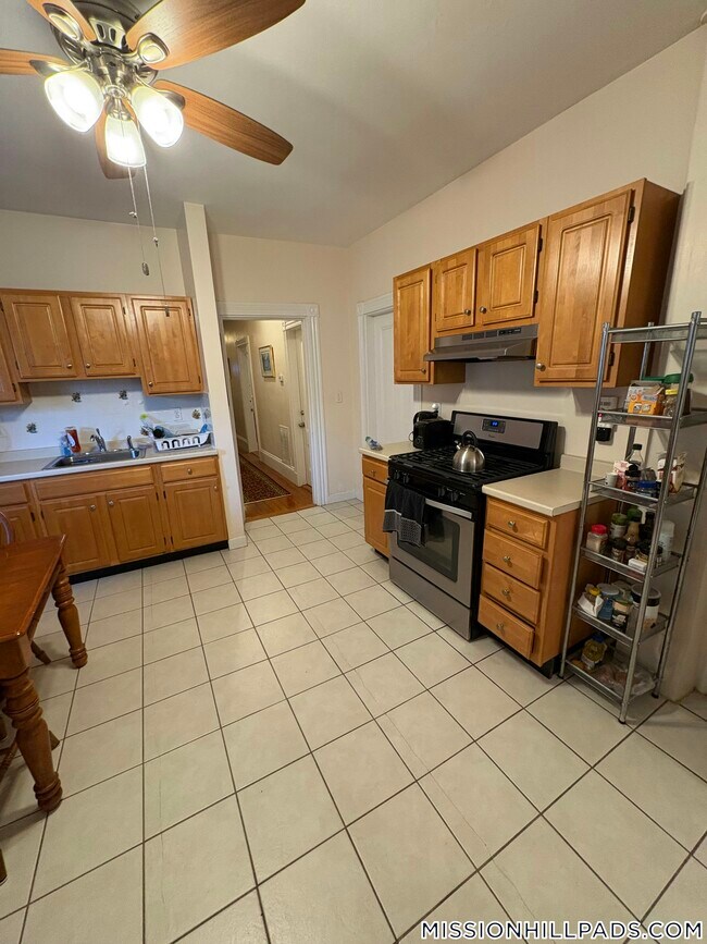 Photo - 123-125 Hillside St. Unit 1