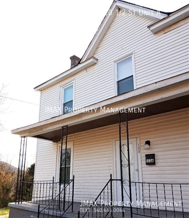 Photo - 133-10 1/2 10 1/2 St SE Apartment Unit 133 10 1/2 St  A