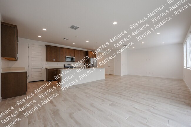 Photo - 10151 E Ulysses Ave