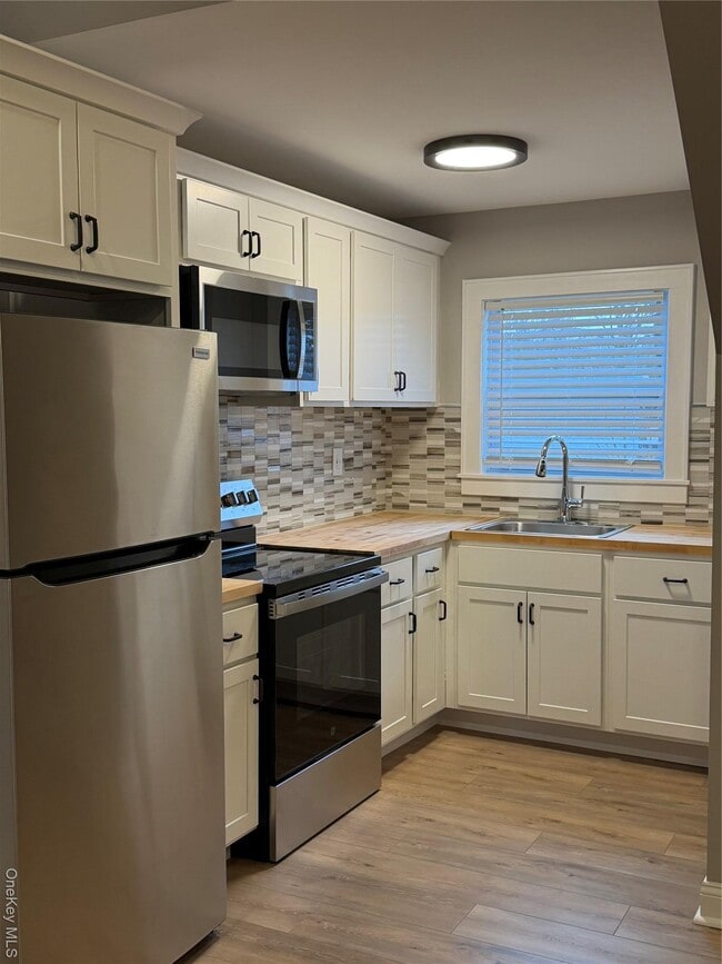 Photo - 1230 Hopewell Ave