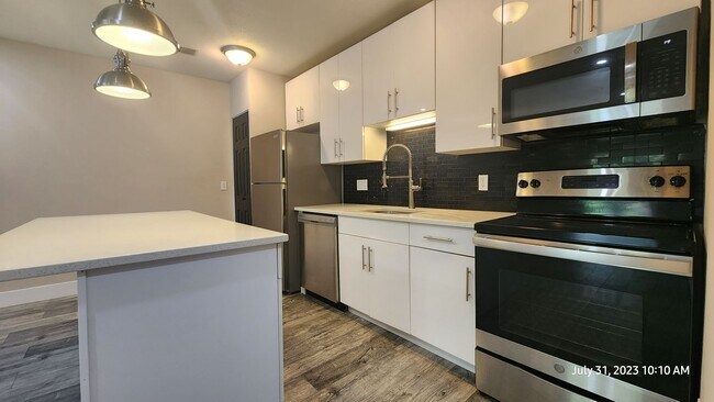 Photo - Anic Groves***Two Bedroom, Two Bath***Coming Soon!***Webster Groves**In Unit Washer & Dryer***Pat... Unit 8717-11