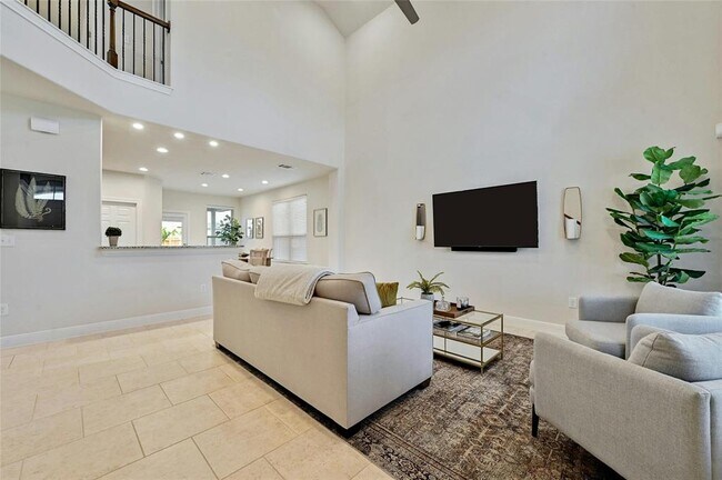 Photo - 1917 Gabrielles Way