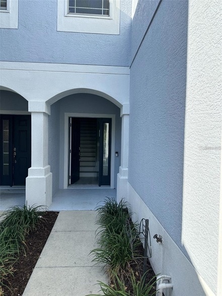 Building Photo - 4500 SW 52nd Cir