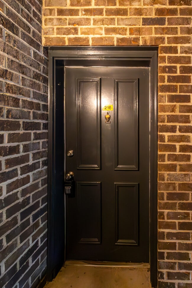 Photo - 3636 Taliluna Ave