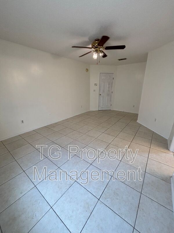 Photo - 5374 Lacy Jane Way