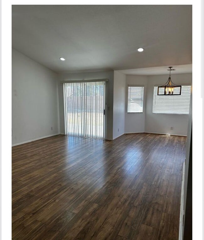Building Photo - 5725 Monterey Pl Rental