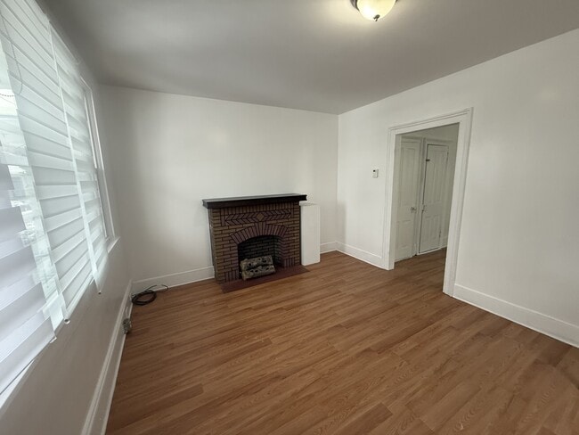 Photo - 417 Willow St