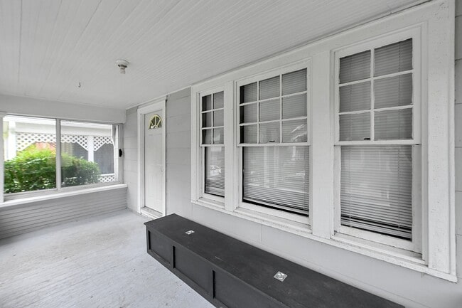 Photo - 457 Alden Ave