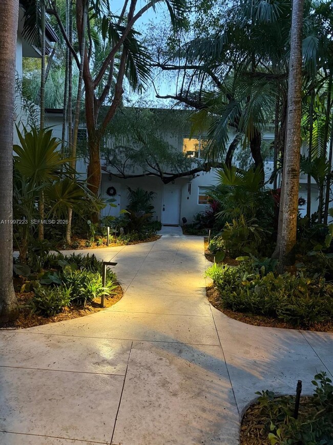 Photo - 3000 Bird Ave