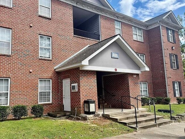 Building Photo - 3000 S Adams St Unit 413