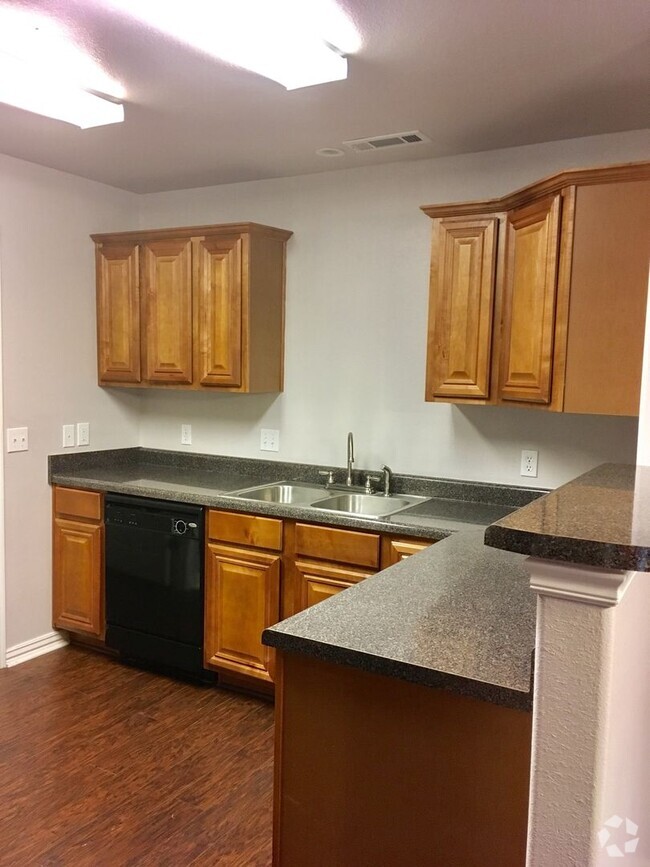 Building Photo - 803 E Southern Trace Dr Rental