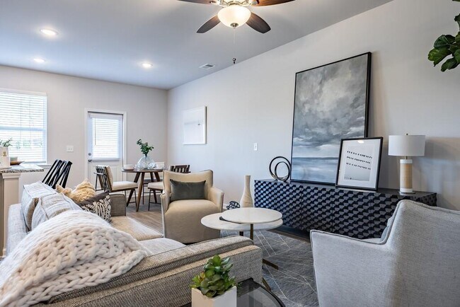 Photo - 513 Kirkland Rd