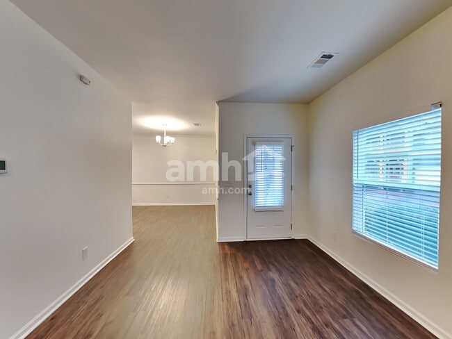 Photo - 631 Sunflower Dr