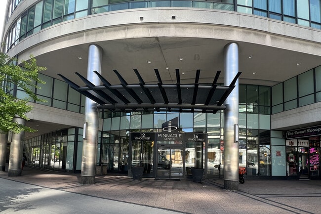 Photo - 12 Yonge St