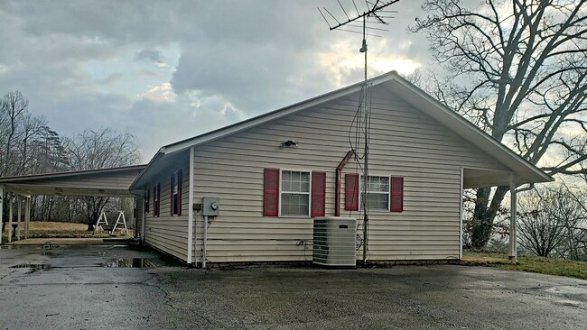 Photo - 16 Conifer Dr House