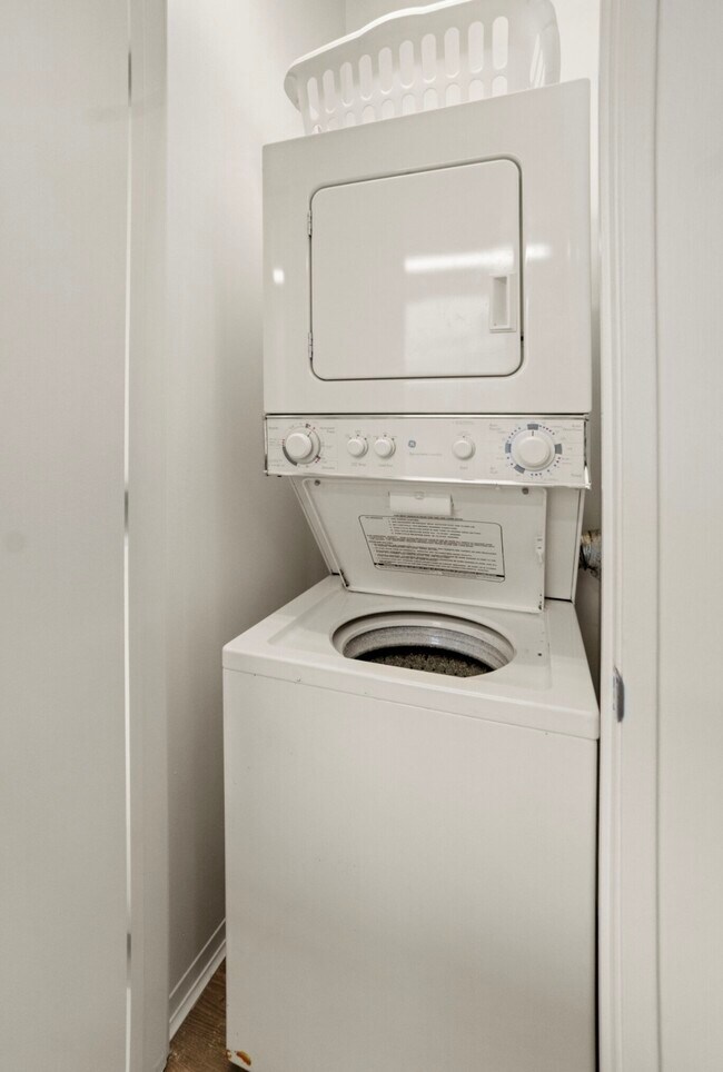 Photo - 1451 S State St Unit 1815