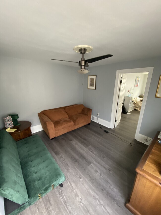 1932 Coltman Rd Unidad 3- up right