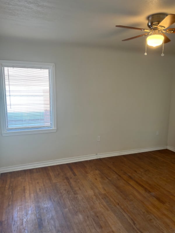 3211 Delano Ave