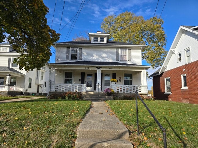 Building Photo - 208 Pike St Unit 208 Pike St
