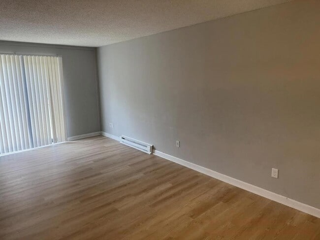 1831 Fuller Rd Unit 24