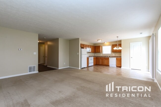 Photo - 5829 Mosaic Pl