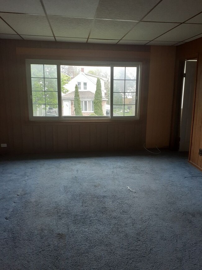 Photo - 44 Rich Pl Unit 3 - upper front