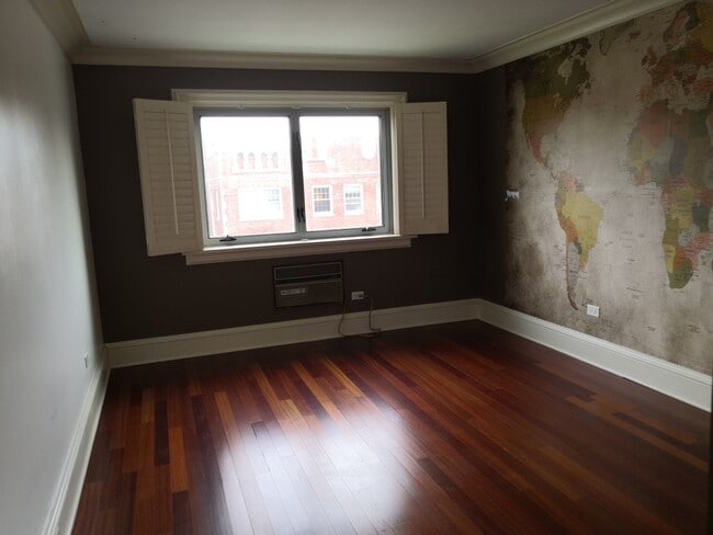 segundo dormitorio - 401 S Grove Ave Unidad 3D