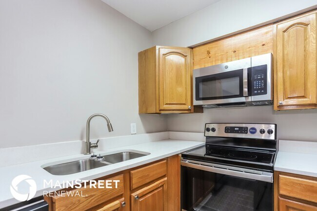 Photo - 624 75th St N