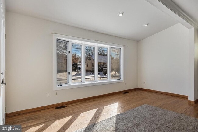 Photo - 306 Lincoln Ave