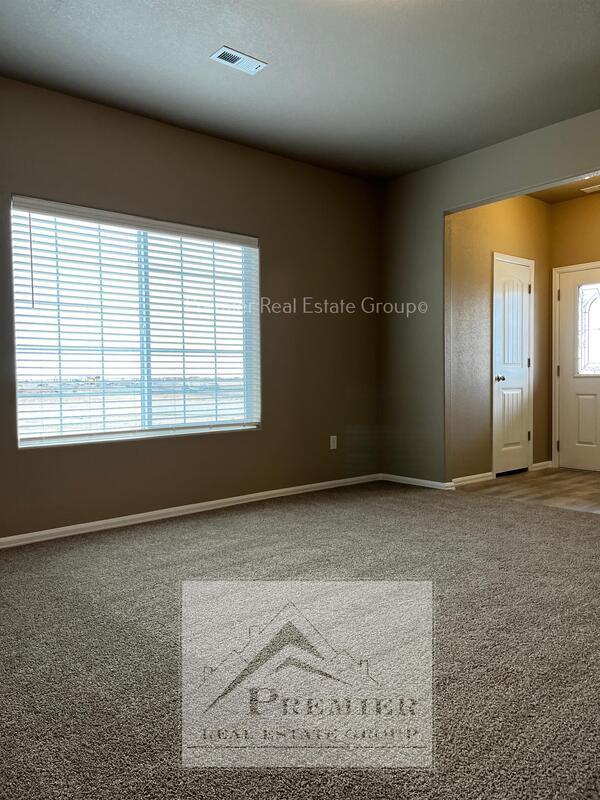 Photo - 7873 Sand Lake Heights