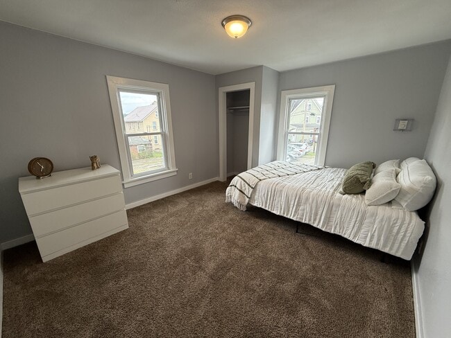 Photo - 742 Locust St