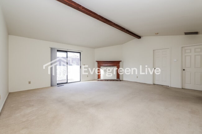 Photo - 6850 Deer Bluff Dr