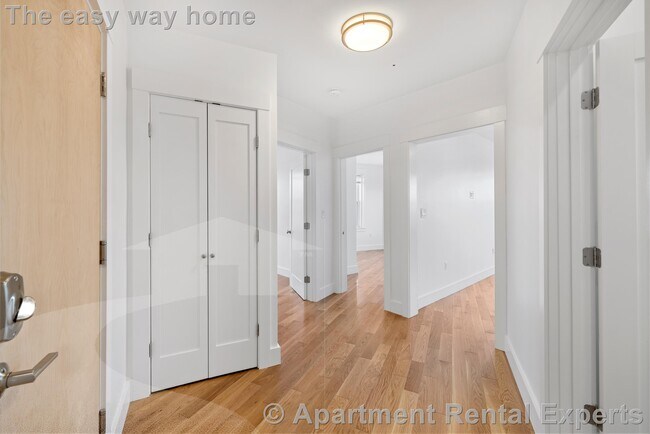 Photo - 406 Columbia St Unit #3