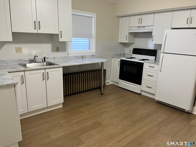 Photo - 17 Park Pl Unit 2